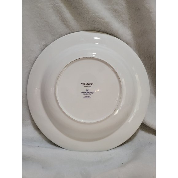 Vera Wang Wedgwood Grosgrain Large Rim Soup Bowl - Picture 2 of 2